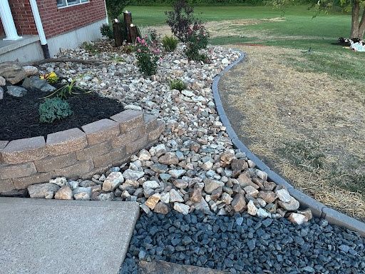 Garden Bed Installations for Hawes Design & Build in Hannibal, MO