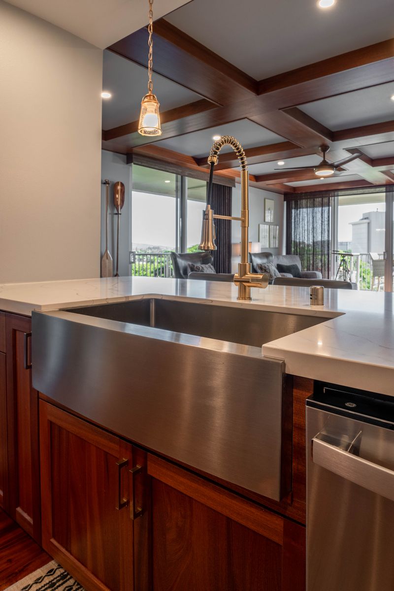 Custom Cabinetry for Alexander's Designs & Remodeling LLC in Kahului, HI