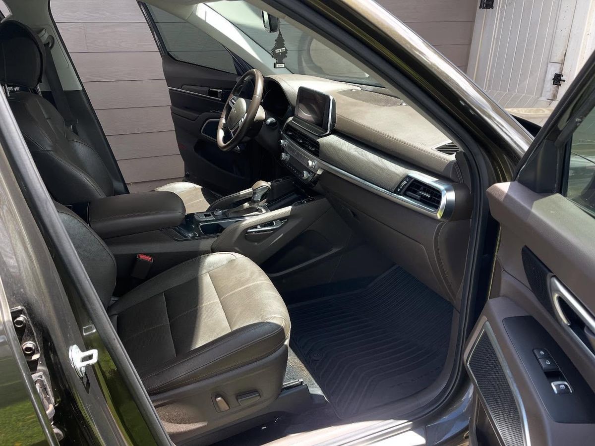 Premium Package for EastSide AutoDetail LLC in Honolulu, HI