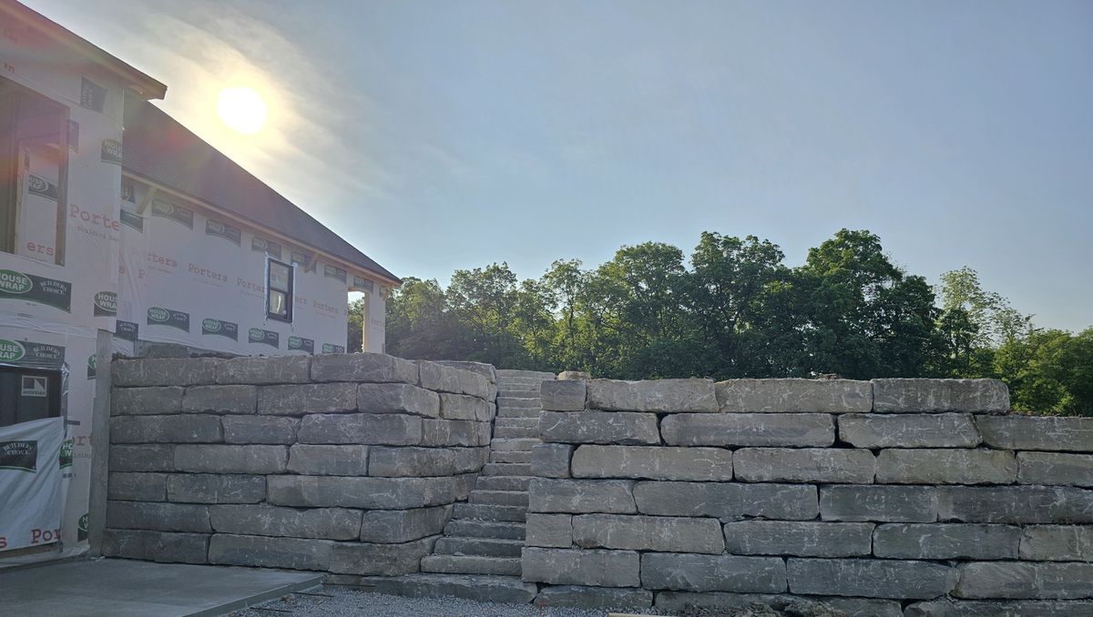 Limestone Rock Walls for Viking Dirtworks and Landscaping in Gallatin, MO