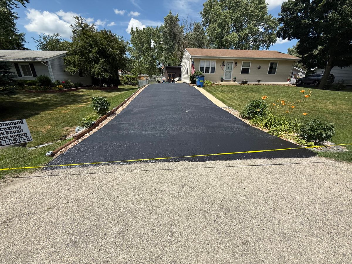 Residential Seal Coating for Black Diamond Sealcoating in St. Charles, IL