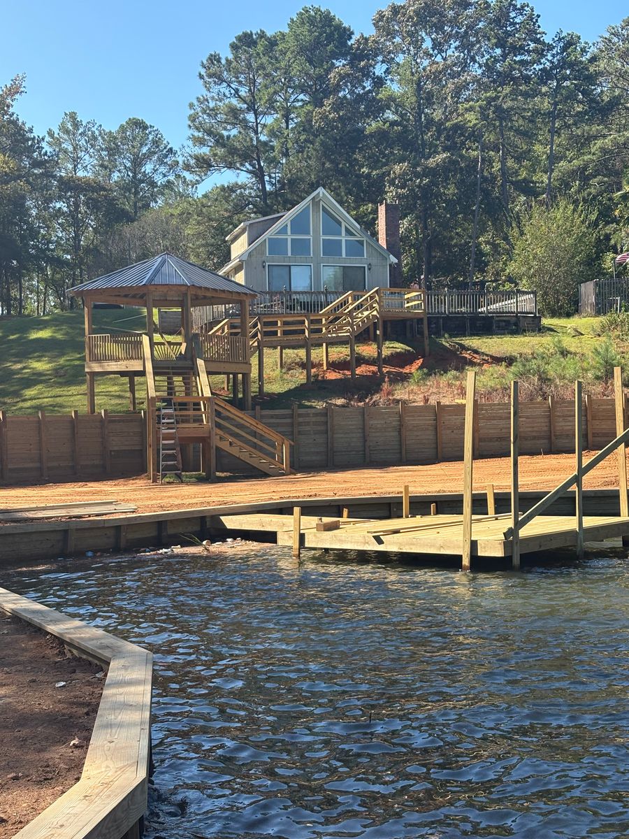 Boat Docks for G’s Construction in Seale, AL