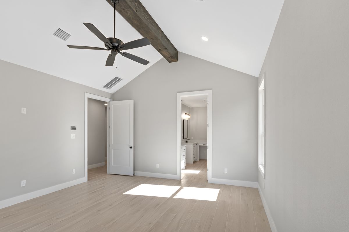 Flooring for Easterling Homes in College Station, TX