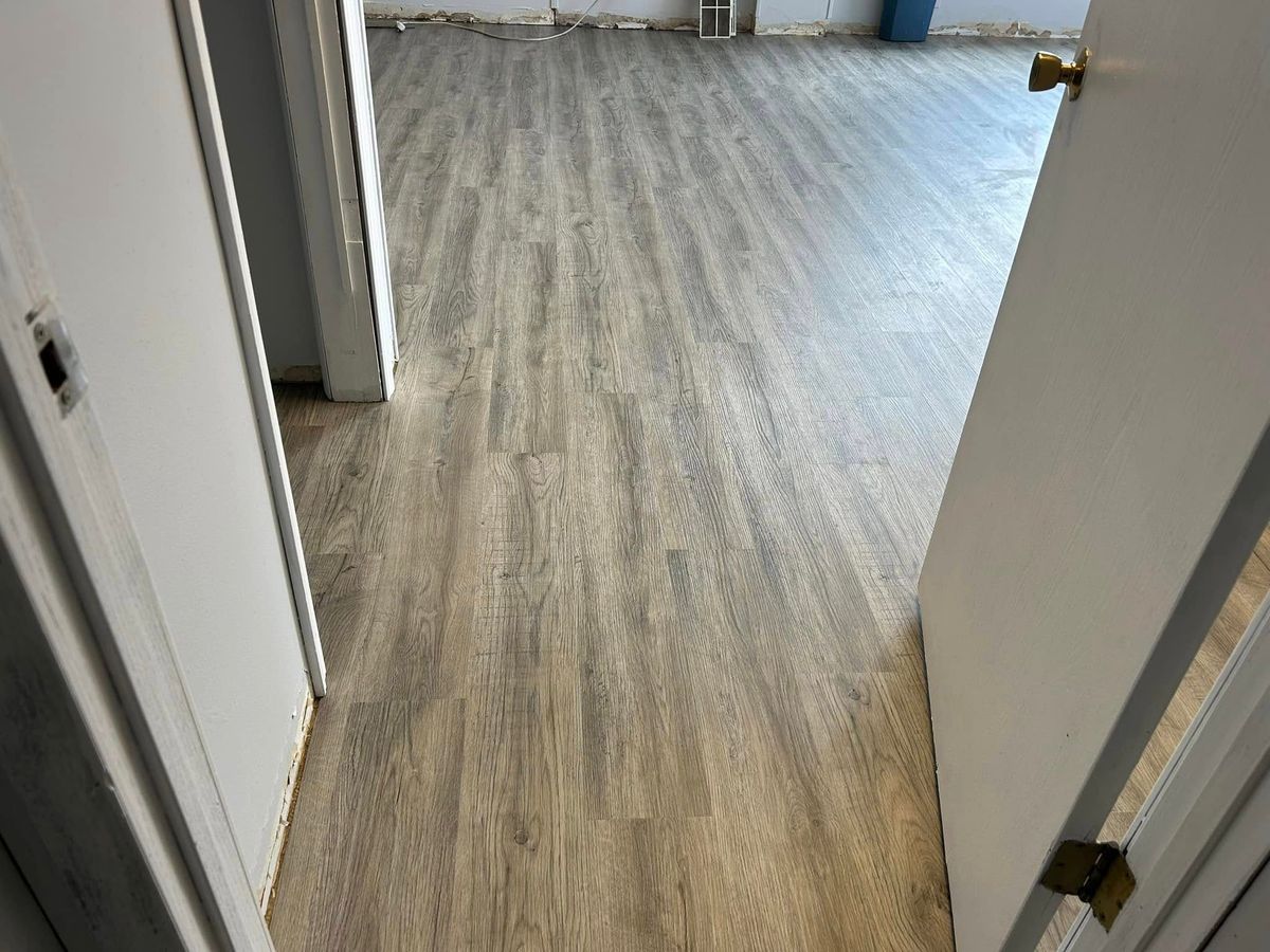 Vinyl Flooring for LJB Flooring LLC in Muskegon, MI