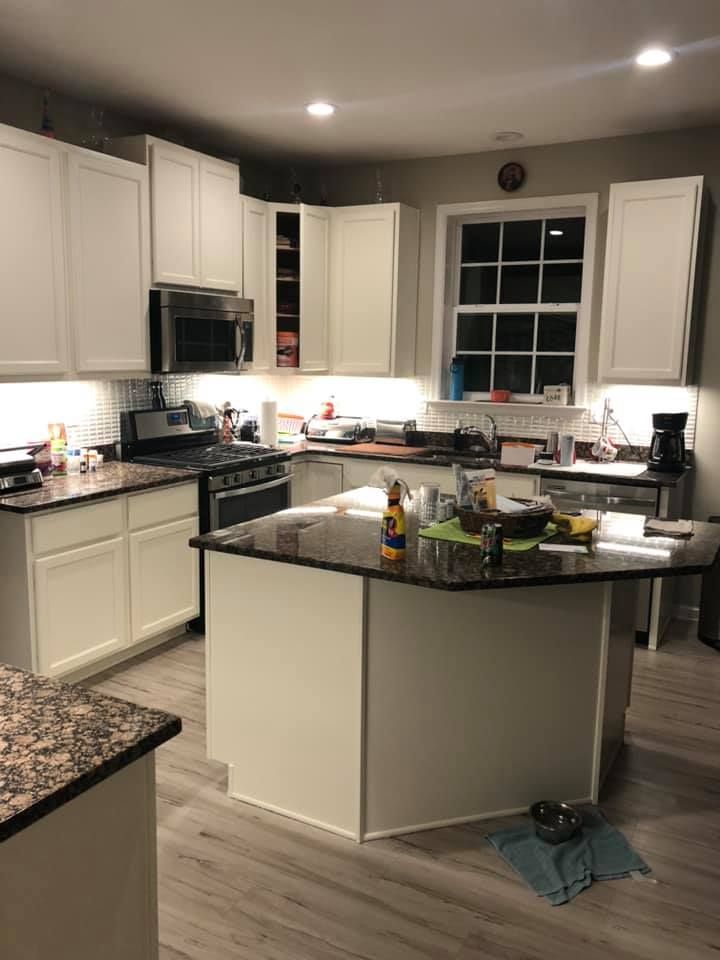 Kitchen and Cabinet Refinishing for Mumma’s Painting in Hagerstown, Maryland
