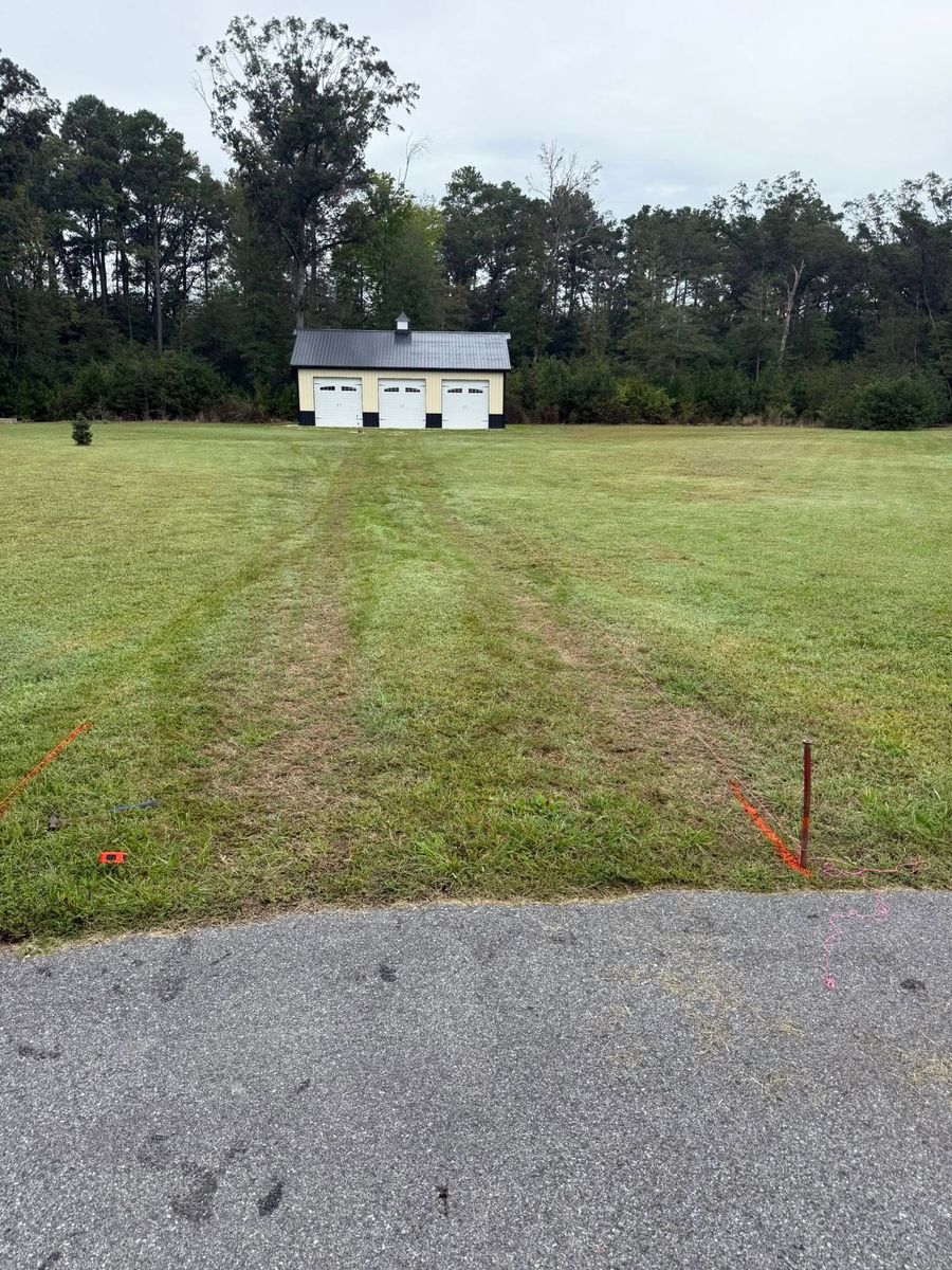 Lawn Maintenance for Patriotic Outdoor Services, LLC in Laurel, DE