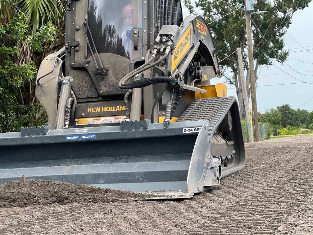 Land Grading for Bay Area Bobcat in Riverview, FL