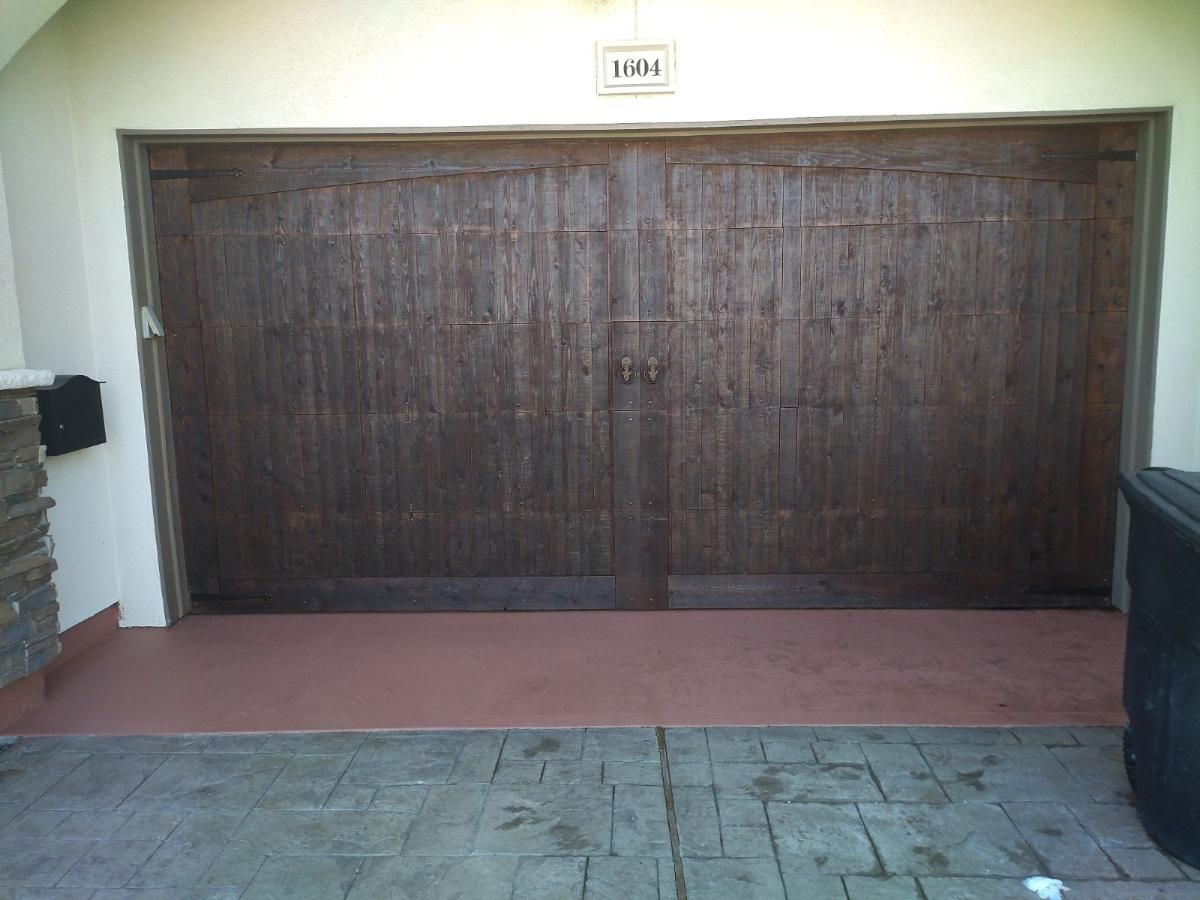 Entry and Garage Door Washing Services for Look Like New in Katy, TX