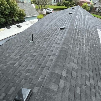 Shingle Roofing for Oregon Shield Roofing and Construction LLC in Springfield , Oregon