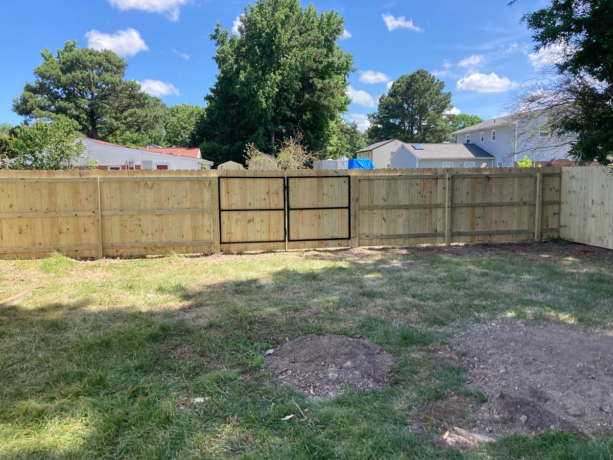 Wood Fencing for Sea Level Fence in Virginia Beach, VA