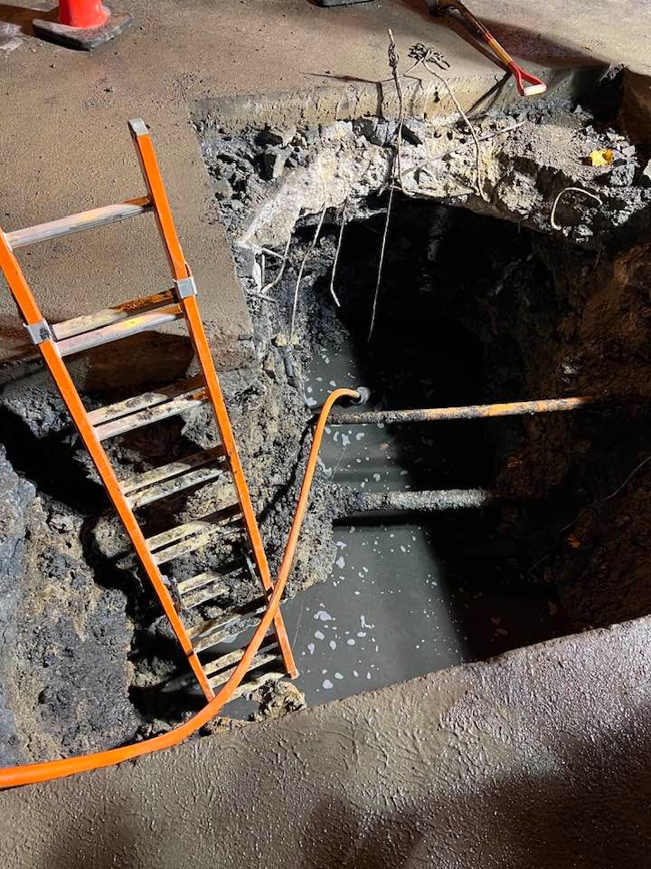 Hyrdo Excavating for A. Doleno Sewers & Plumbing in Pittsburgh, PA