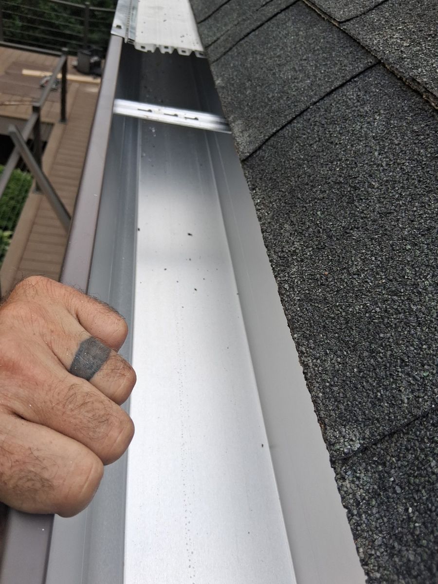 Gutter Cleaning for Wood’s Roofing Solutions LLC in Addison, AL
