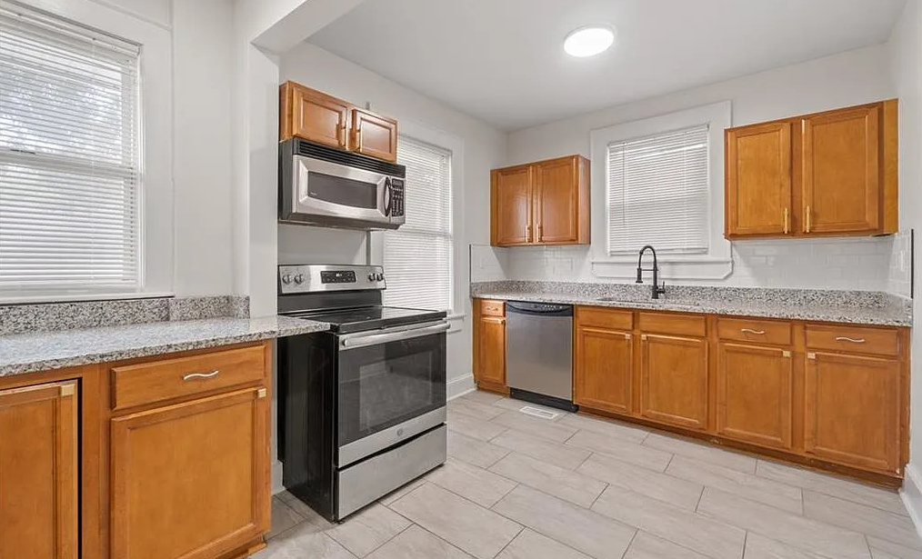 Kitchen Renovation for Alpine Acquisitions in Virginia Beach, VA