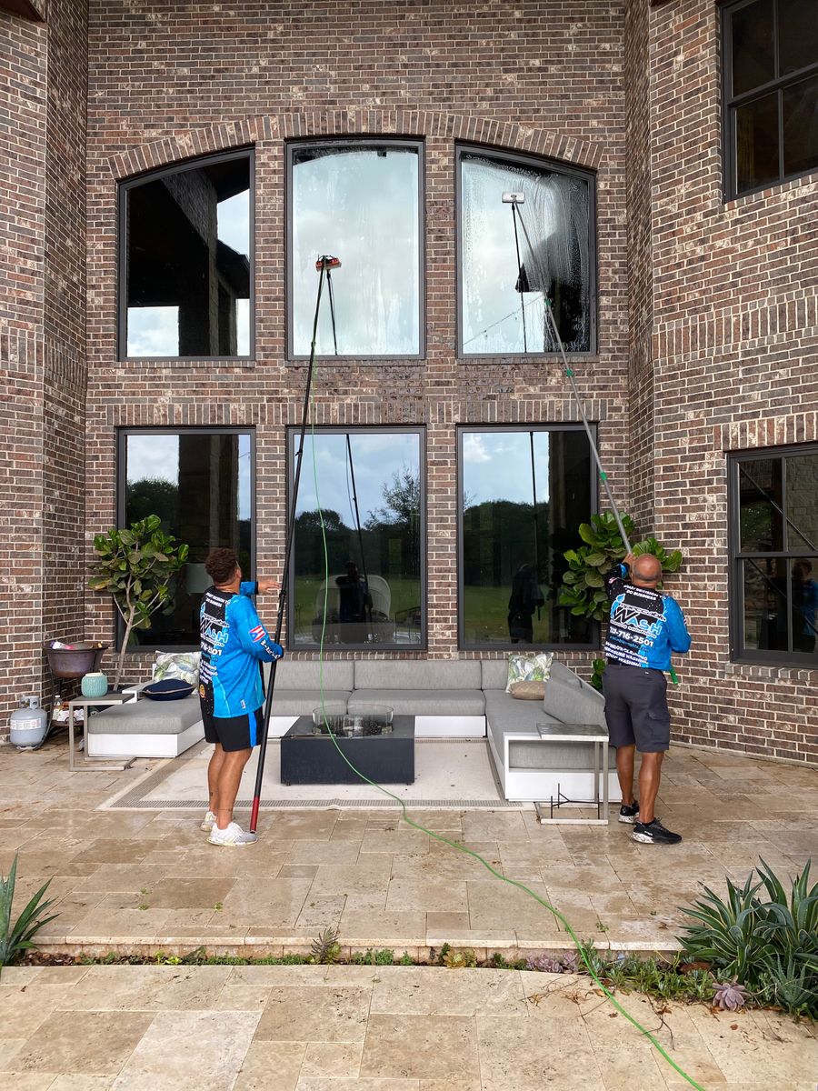 Residential Window Cleaning for Impeccable Wash TX in Houston, TX