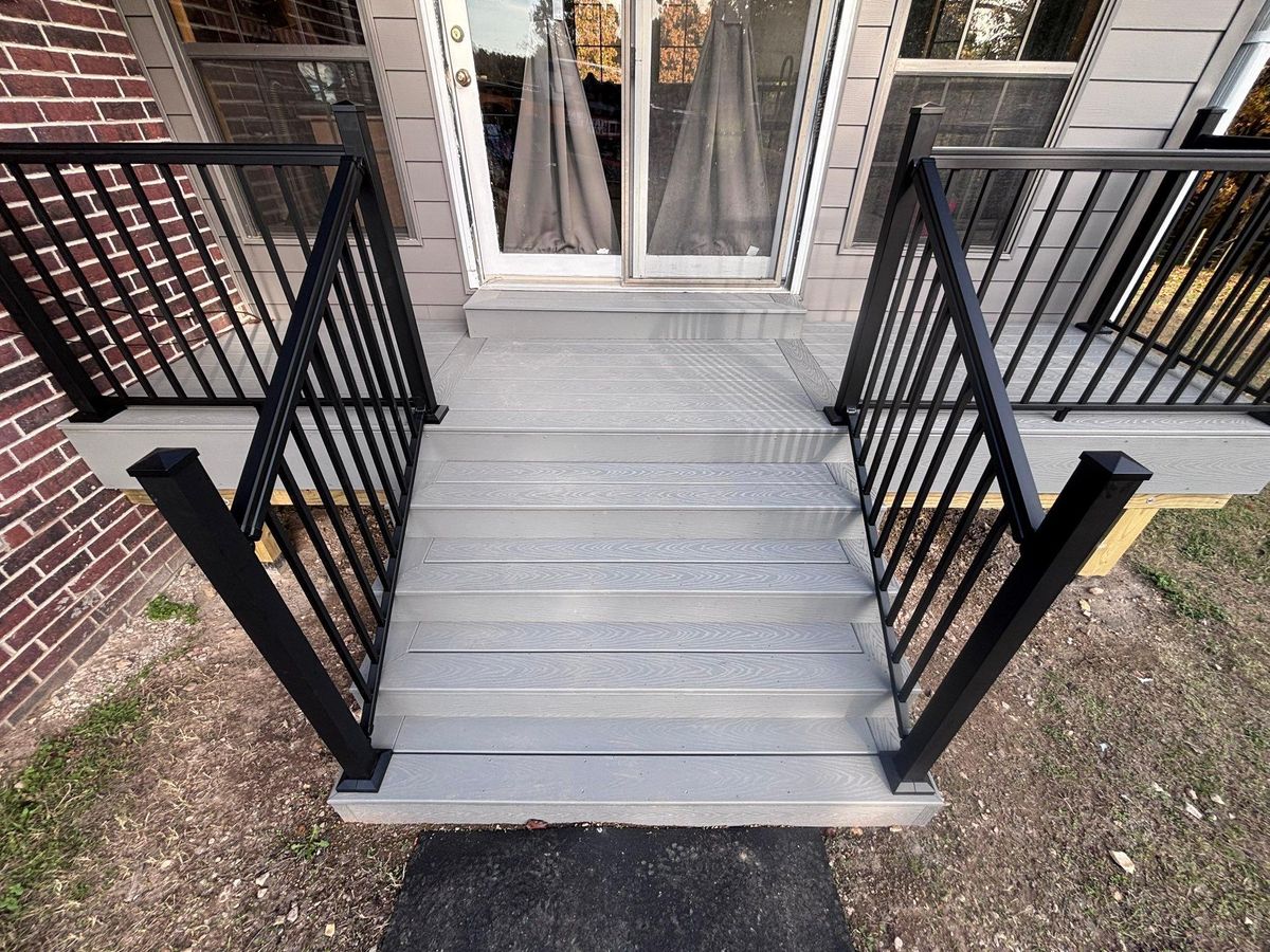 Handrails for Natural State Deck Builders in Pea Ridge, AR