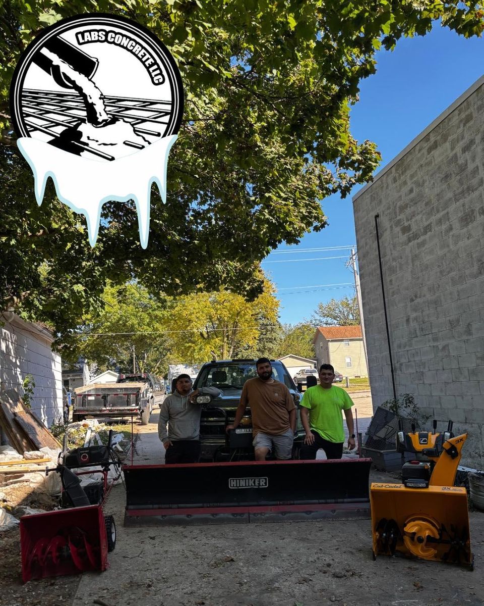 Driveways for LABS Concrete in West Liberty, IA