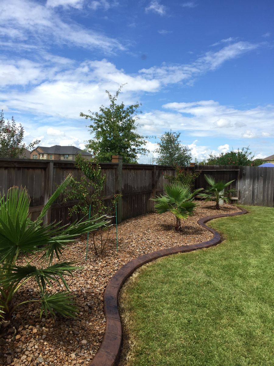 Landscaping for Texas Curb N Borders in Houston, TX