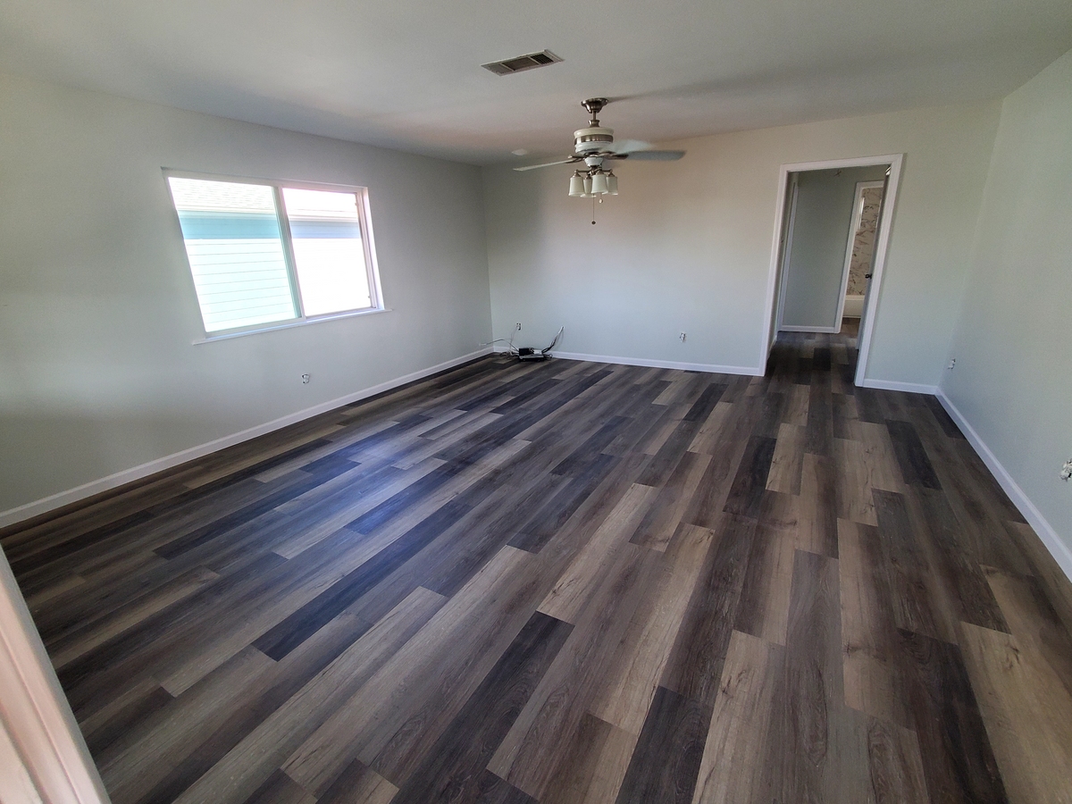 Flooring for Big Brother Builders Construction in Houston, TX