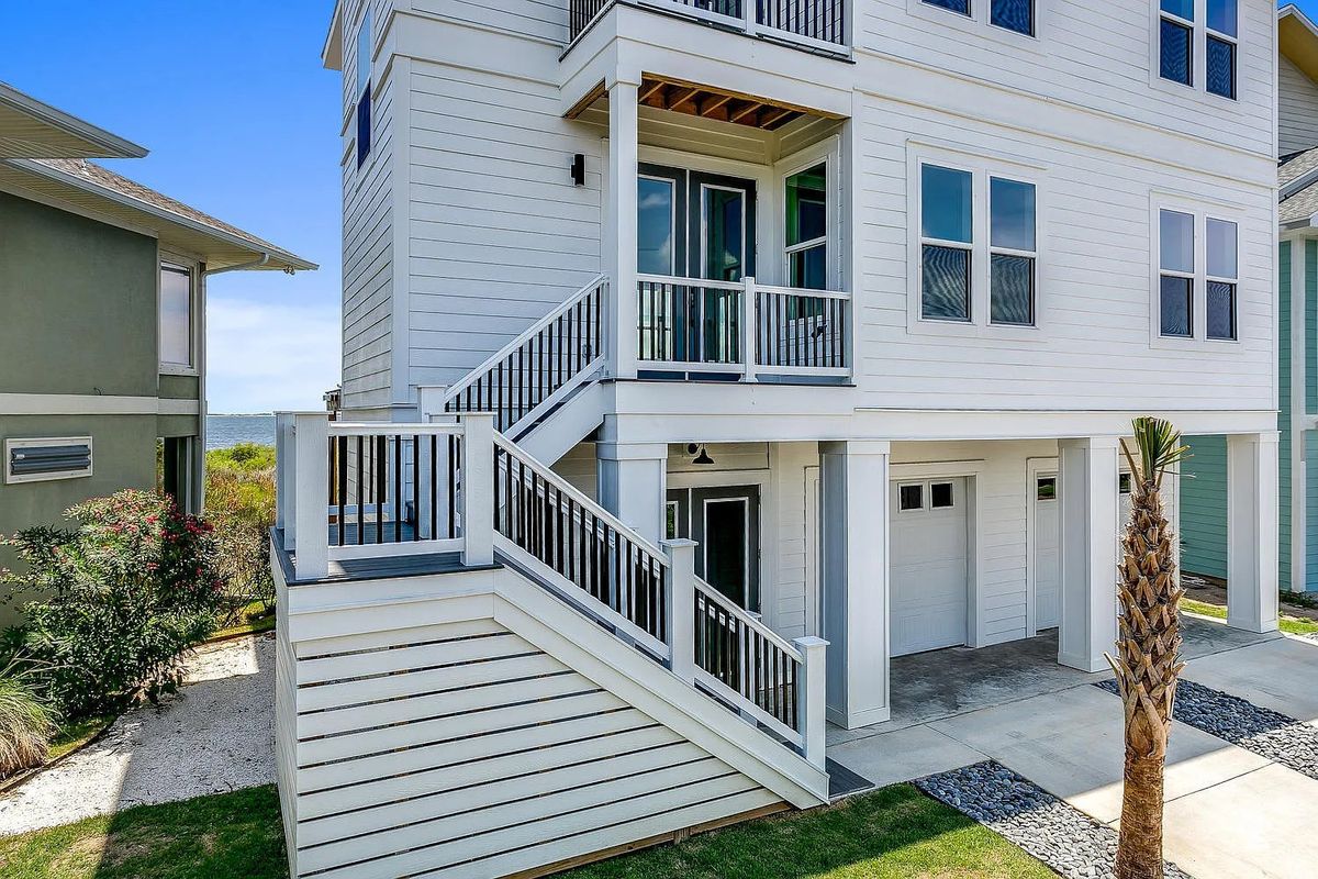 Fencing for Boomer Builds in Gulf Breeze, FL