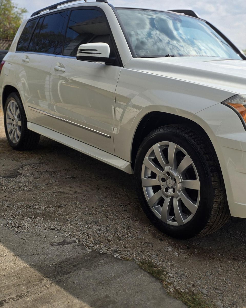 Full Detail Service for Luxury Auto Detail in Peoria, IL