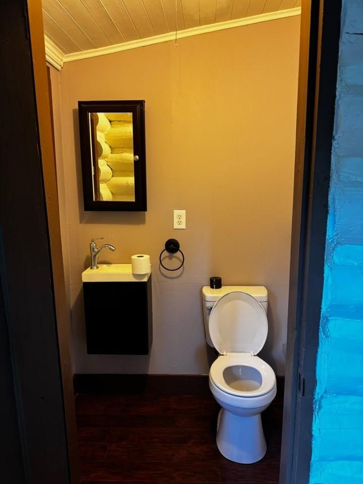 Bathroom Renovation Chattanooga, TN for R & T Contracting in Chattanooga, TN