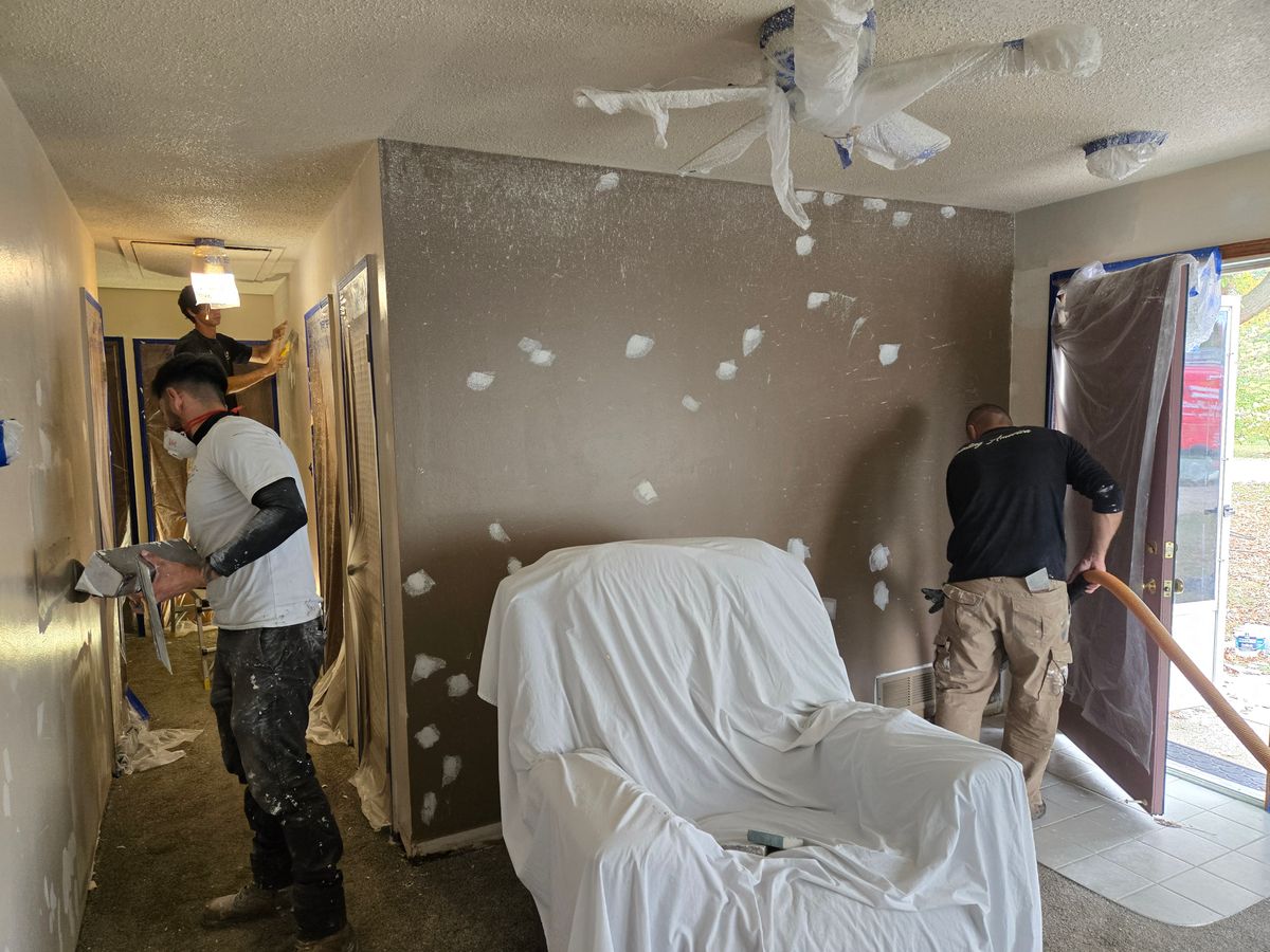 Interior Painting for Rolling Magic Paints in Washington Township, MI