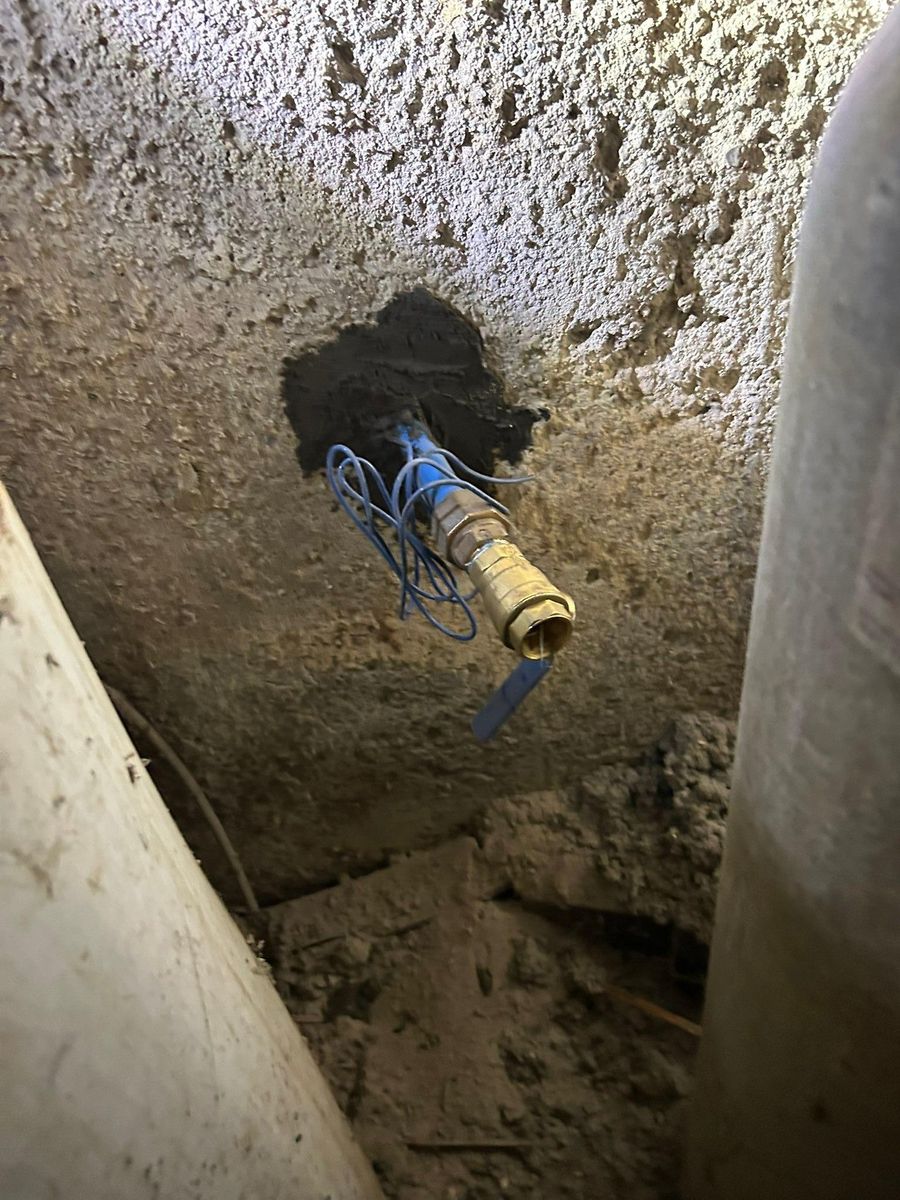 Foundation Digging for Mike Wilcoxson Excavating & Well Drilling in Pierceton,  IN