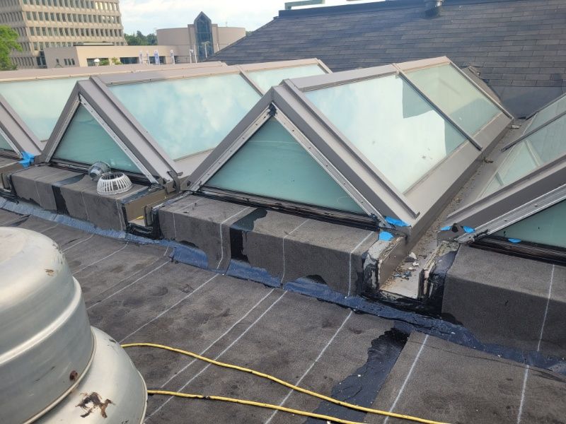 24/7 Emergency Roof Repairs for Triumph Inc - Repair & Maintenance in Scarborough, ON
