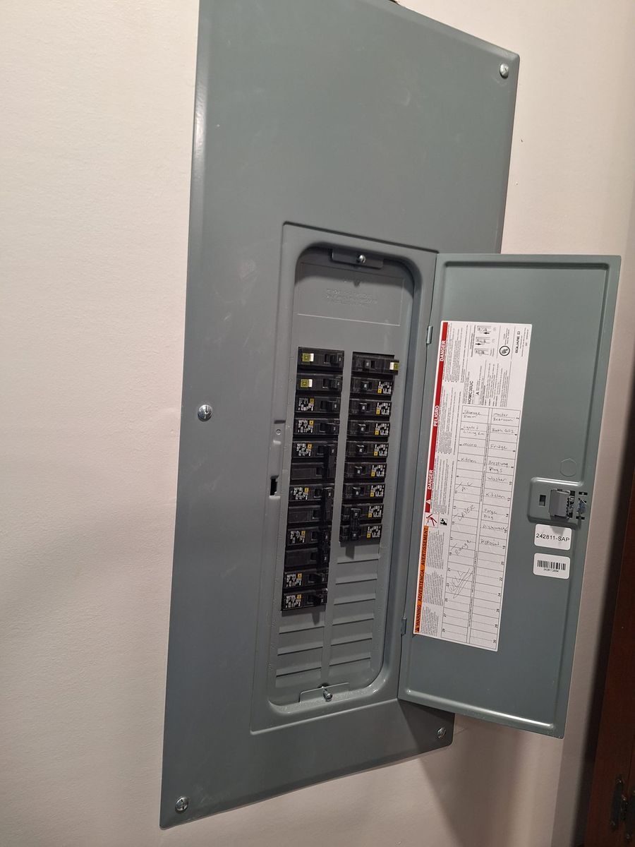 Circuit Breaker Installation and Repair for Flash Gordon Electric LLC in Hope Mills, NC