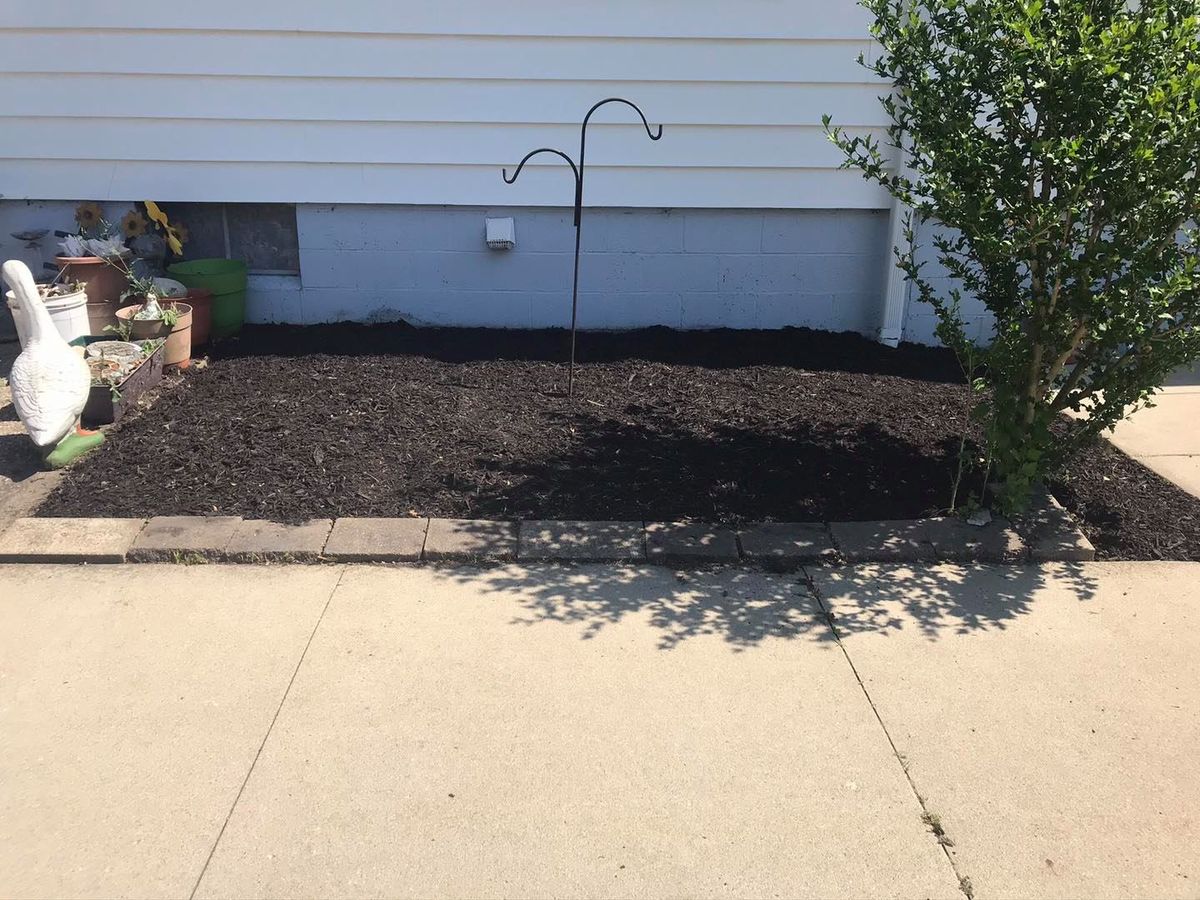 Mulch Installation for AB Lawn Care in Plymouth, IN