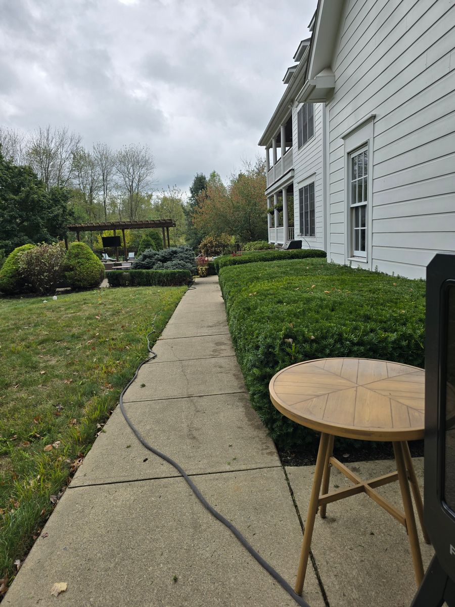 Shrub Trimming for The X Lawncare & Landscaping in Valencia, PA