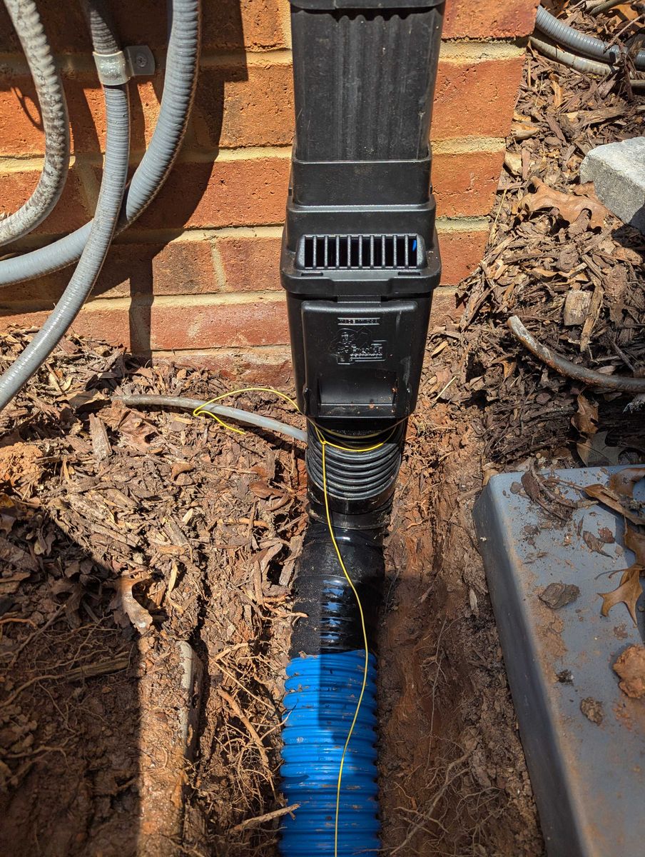 Gutter Downspouts and Extensions for Drain My lawn in Charlotte, NC