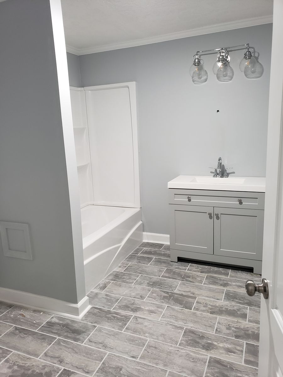 Bathroom Renovation for IVY Contracting in Buena Vista, TN