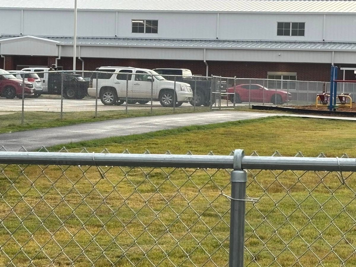 Fence Repair for B&J Fencing in Harviell, MO