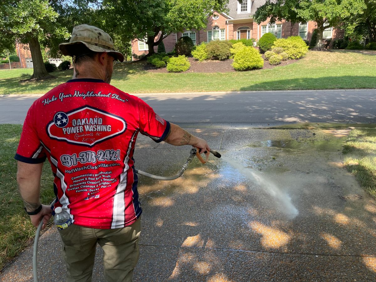 House and Roof Softwash for Oakland Power Washing in Clarksville, TN