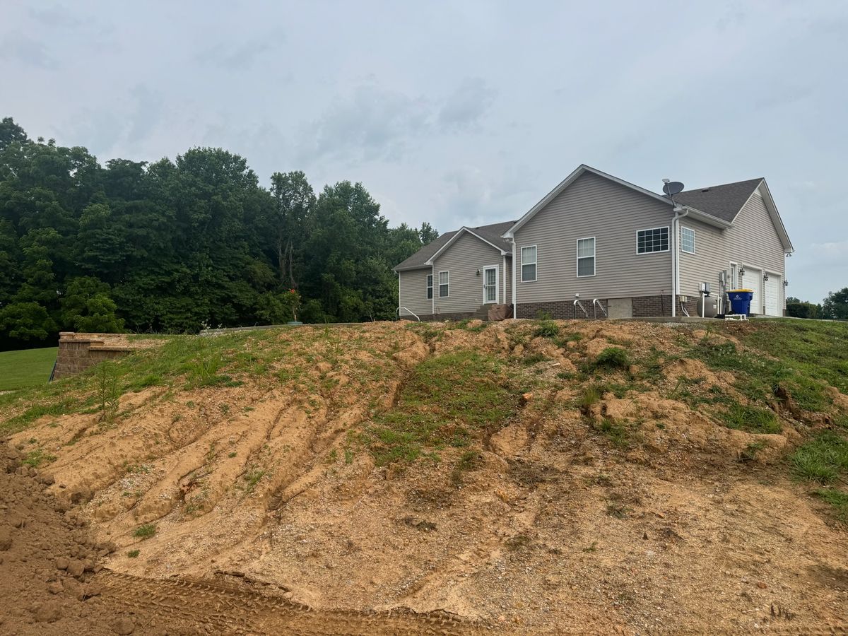Excavation & Grading for DIRT PLUS LLC in Bowling Green, KY