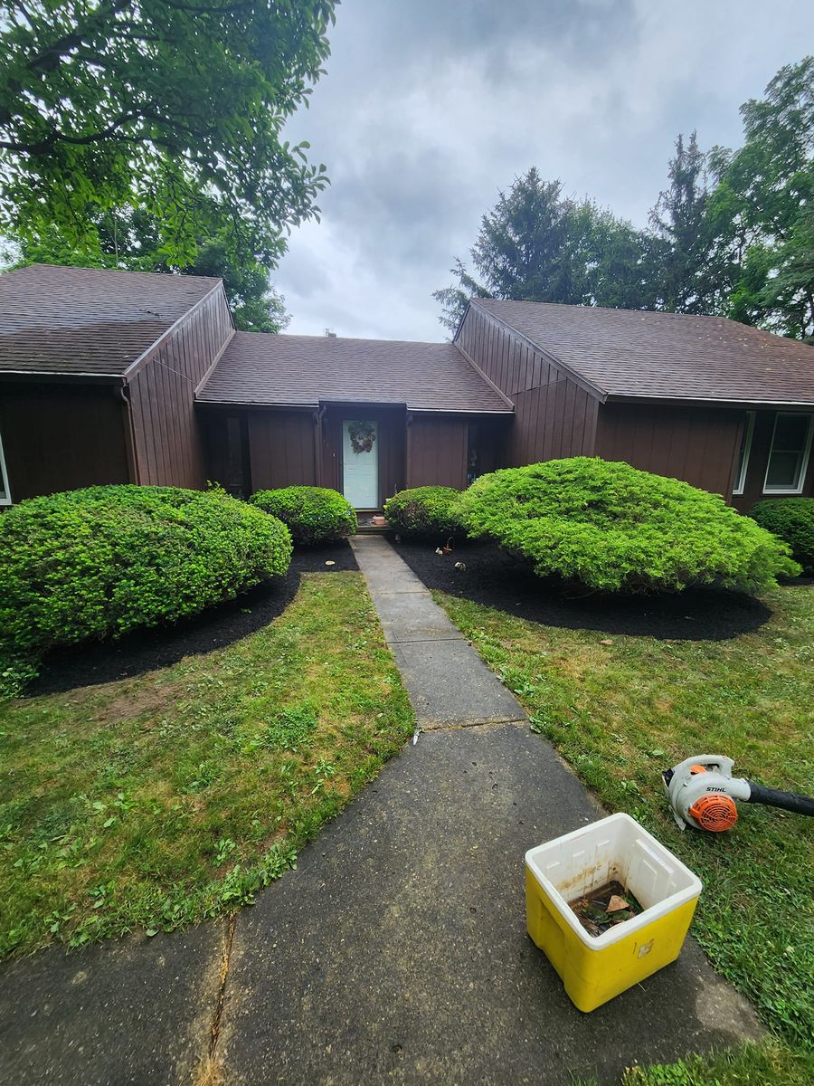 Shrub Trimming for Tel Ma Landscaping Maintenance LLC  in Urbana, OH