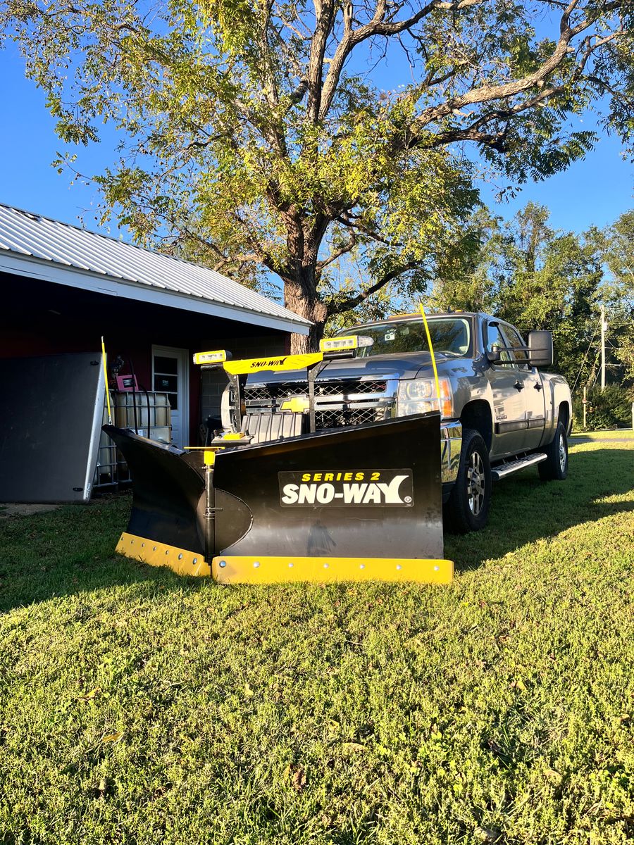 Lawn Maintenance for John Page Landscaping in St. Mary's County, MD