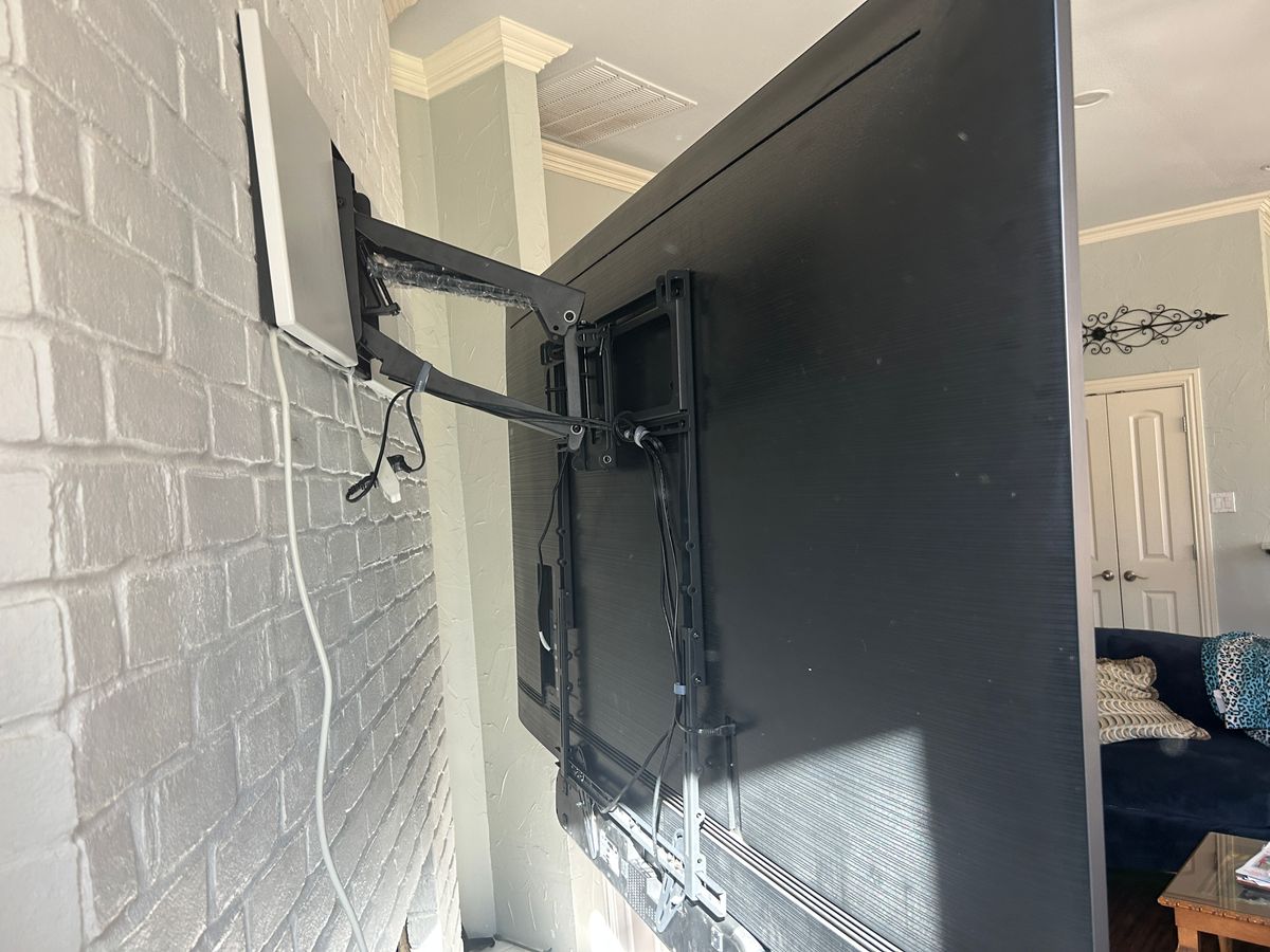 TV mounting for Light It Up AV and Turf in Keller, TX