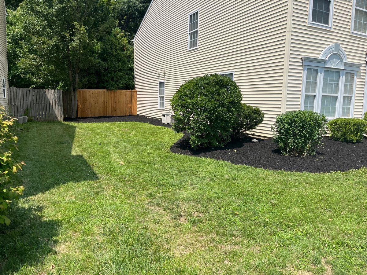 Lawn Maintenance for Prestige Landscaping & Lawn Services LLC in Anderson, IN