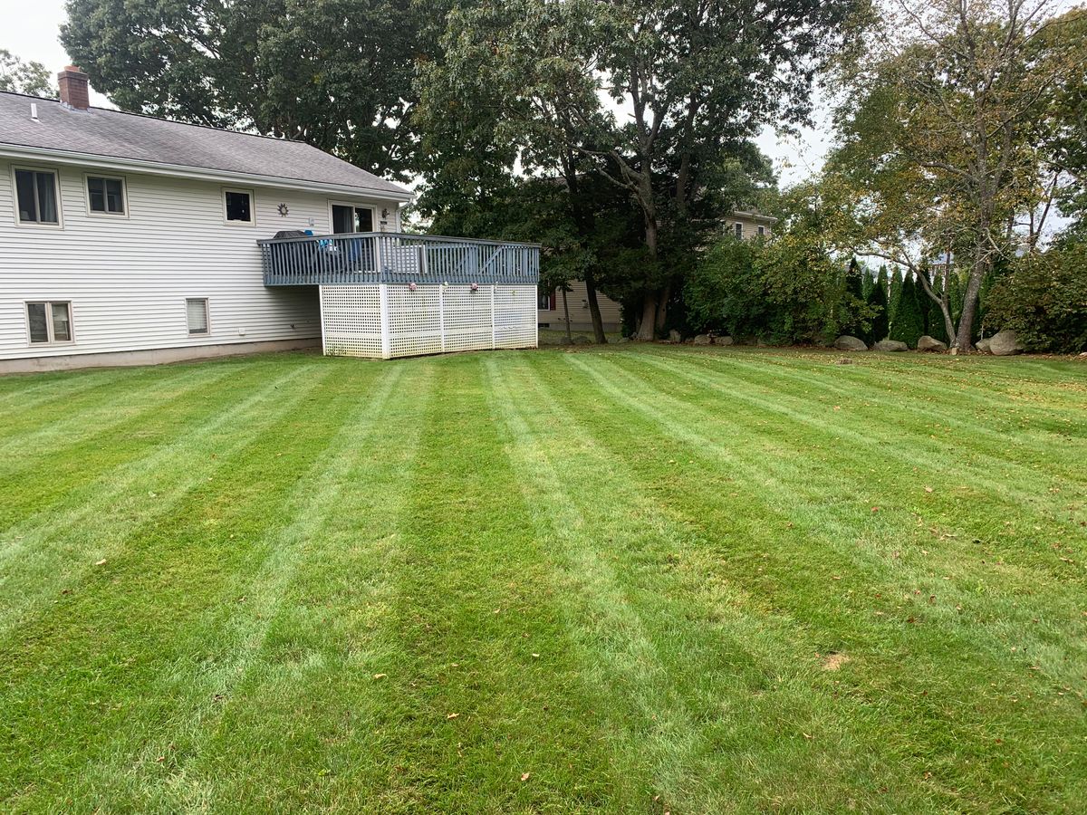 Lawn Mowing and Maintenance for Murray Mowing and More in Ashaway, RI