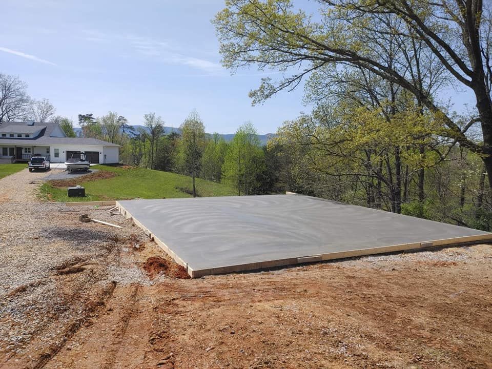 Concrete Slab Construction for Gunter's Concrete in Newport, TN