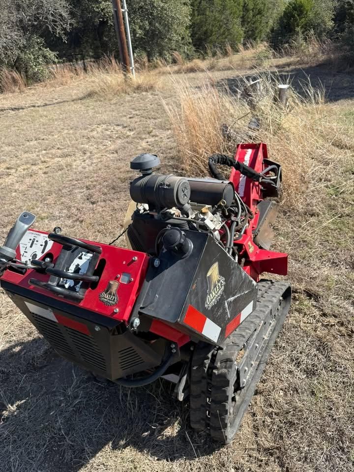 Tree Stump Grinding for Oakley’s Stump ‘N Grind in Leander, TX