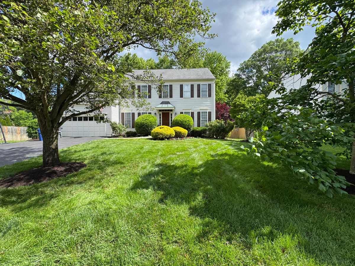 Lawn Care & Maintenance for R Merkli Inc. in Mount Vernon , VA