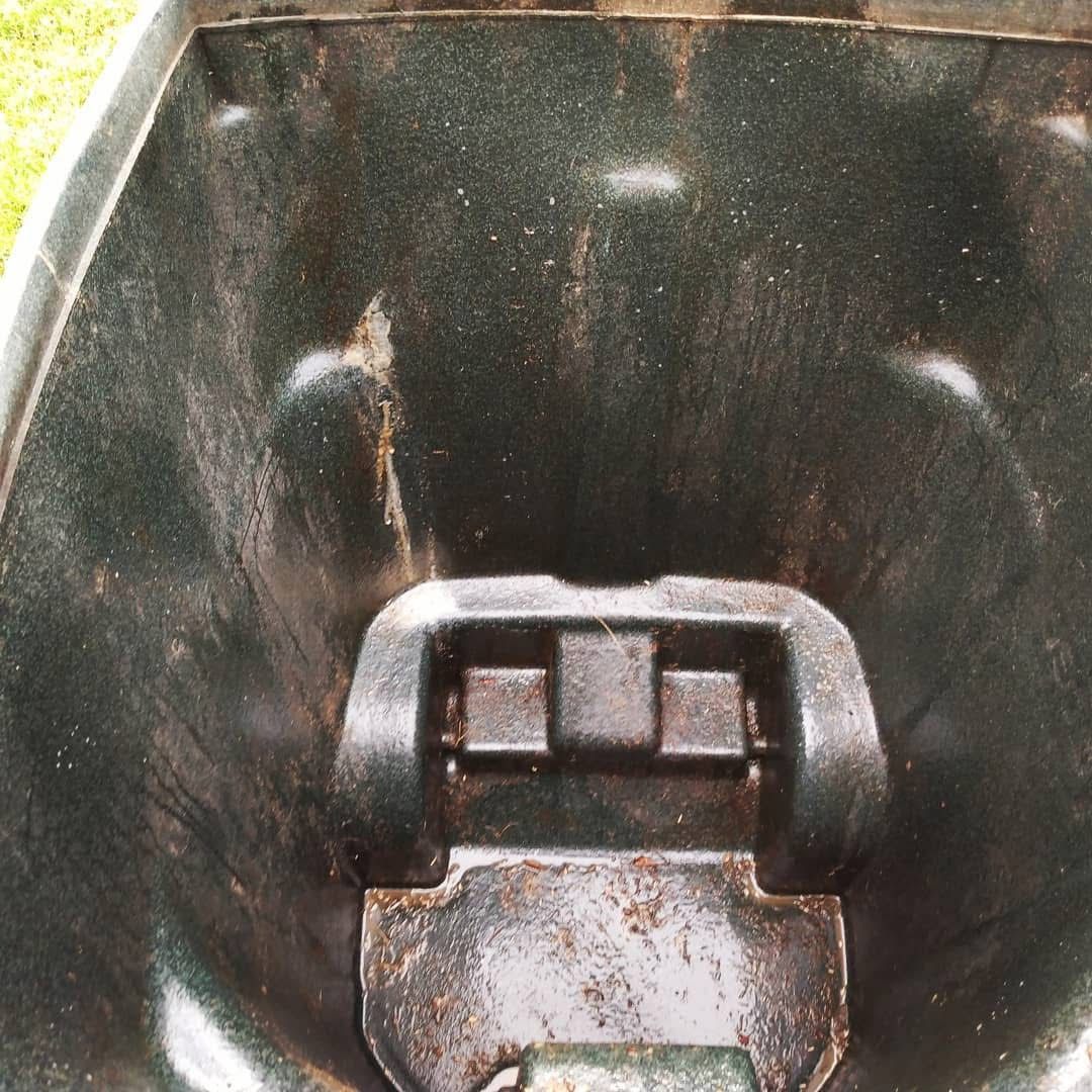 Trash Bin Cleaning for Veterans Pride Enterprises LLC in Denton, Texas