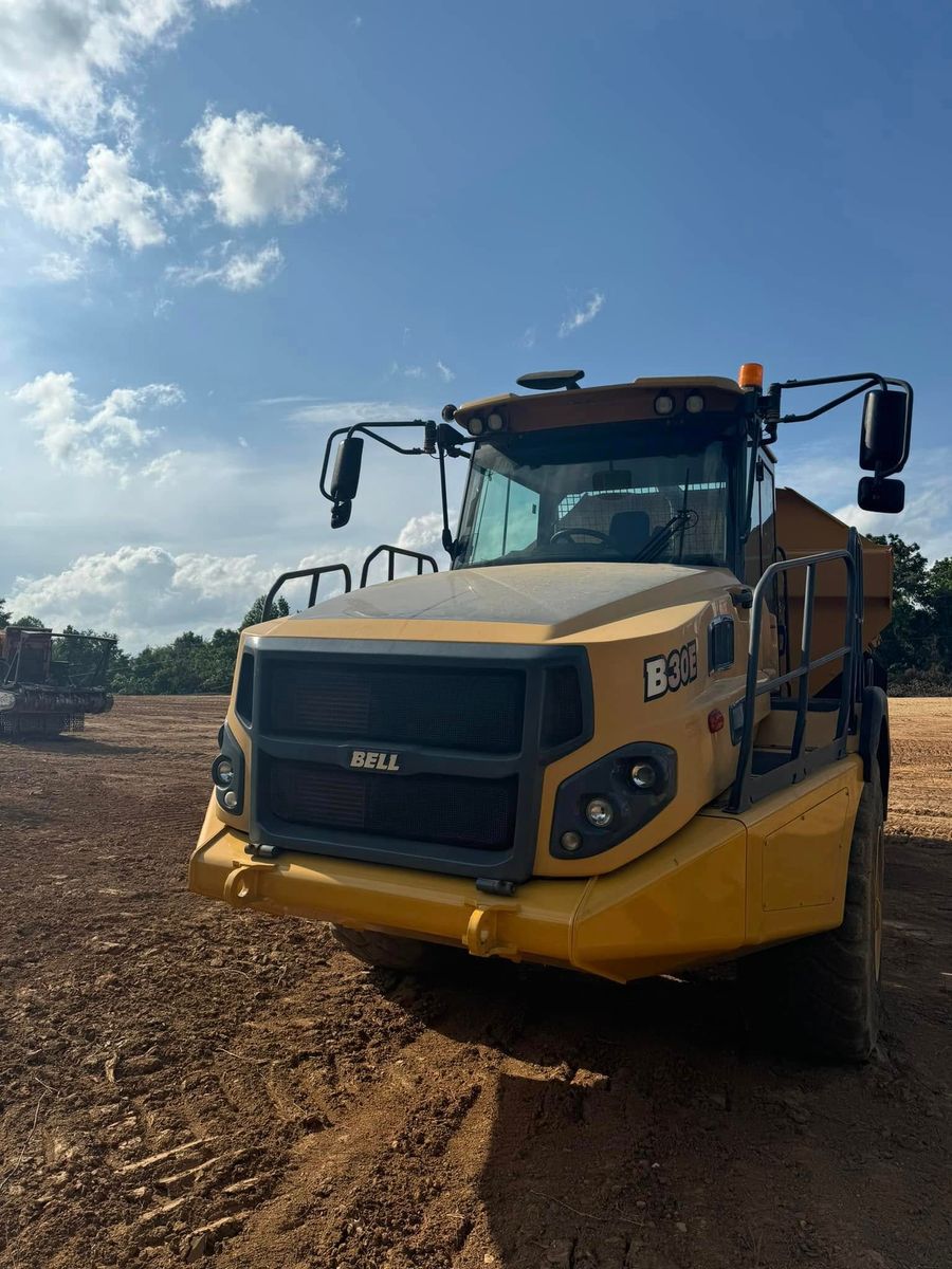 Sitework for Danny Rhodes Trucking & Excavation in Shepherdsville, KY