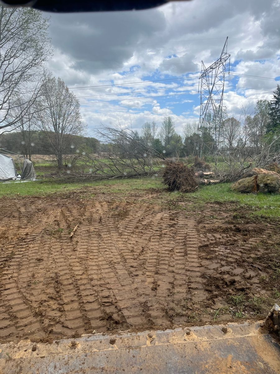 Land Clearing for Gibby's Home and Land Services in Memphis, TN