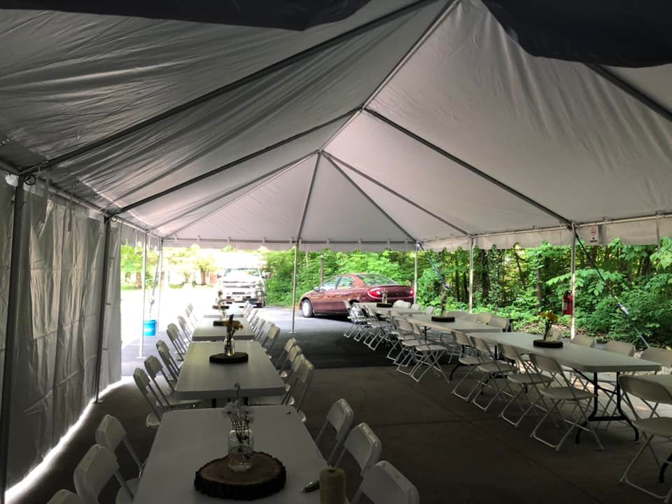 Tables for Adams County Bounce Houses, LLC in Decatur, IN