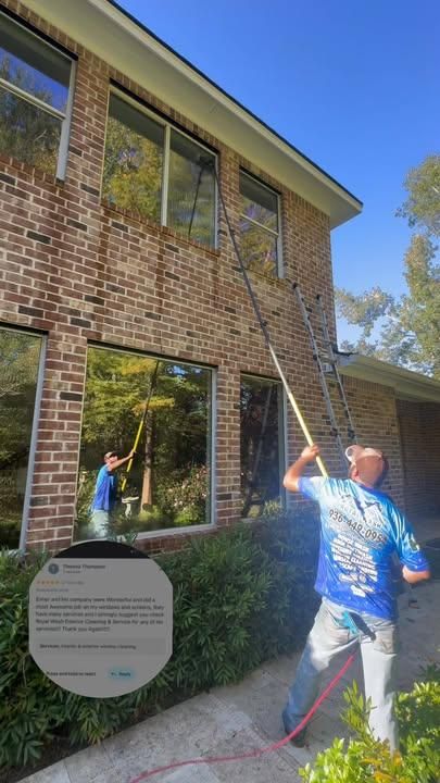 Gutter Cleaning for Royal wash in The Woodlands, TX