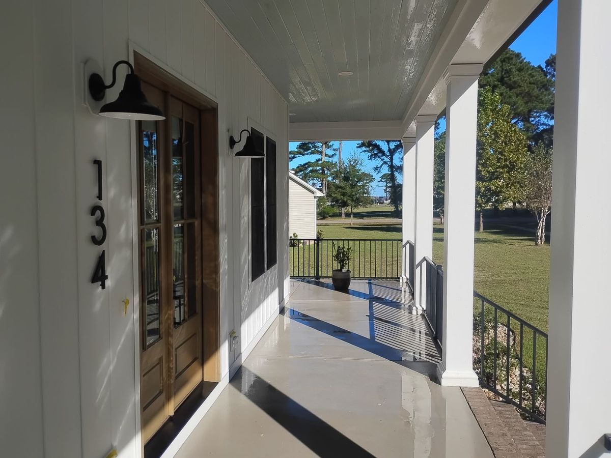 Routine House Wash Maintenance for Prime Time Pressure Washing & Roof Cleaning in Moyock, NC